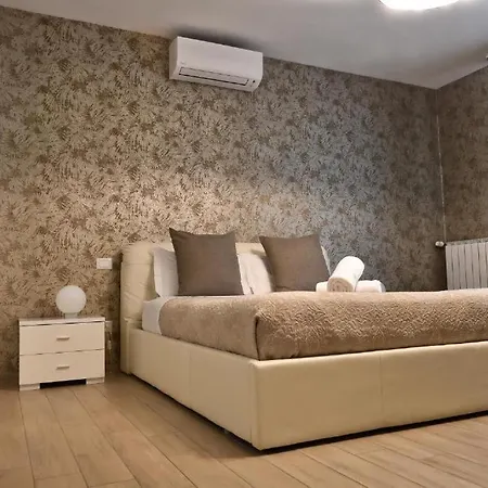 Pensionat Karol Airport 4*