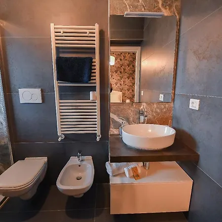 Karol Airport Gasthof