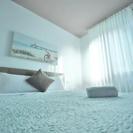 Gasthof Karol Airport