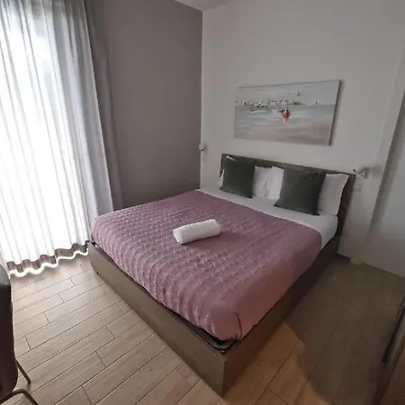 Πανσιόν Karol Airport