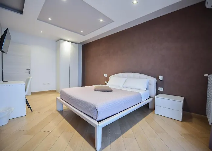 Pensjonat Karol Airport 4*