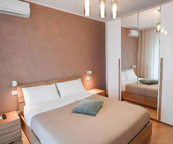 Karol Airport Гостевой дом 4*